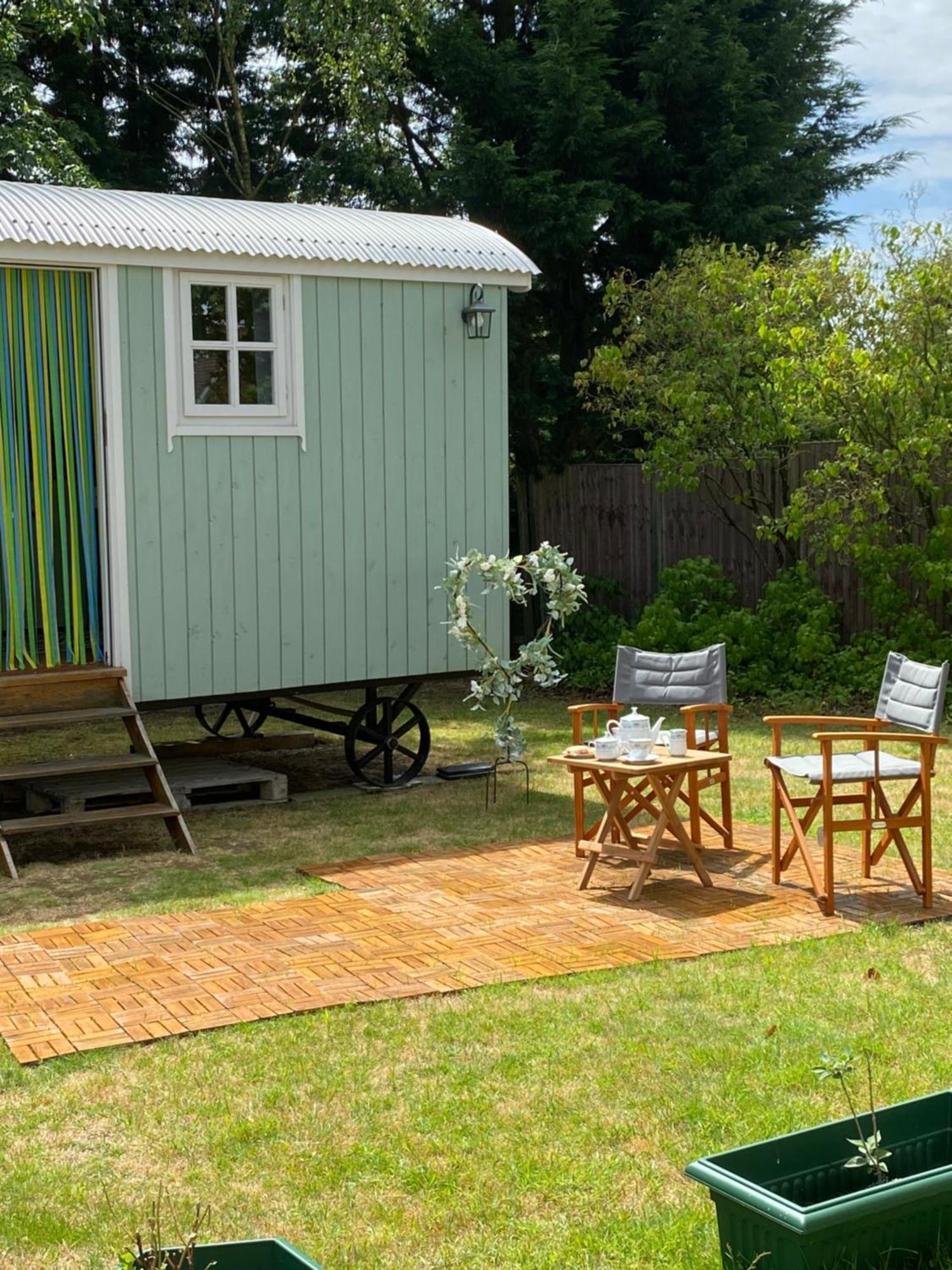 Jasmine The Shepherd Hut Woodhall Spa Buitenkant foto